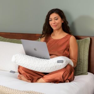 Tempur-Pedic TEMPUR-Cloud standard pillow — soft memory foam bedside pillow with washable cover